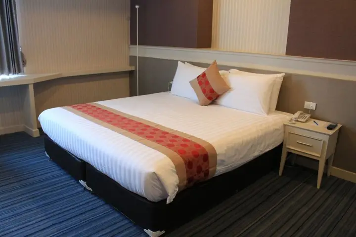 Кхонкэн: V Wish Hotel