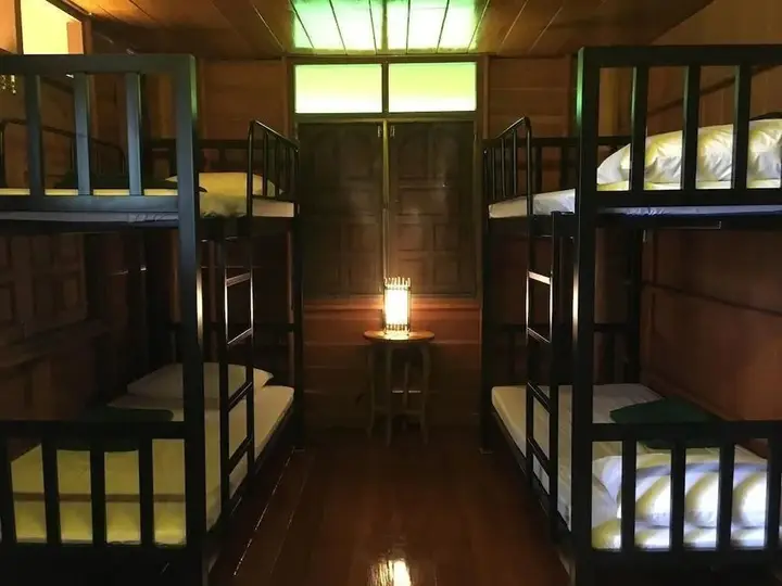 Паи: Nine House - Hostel