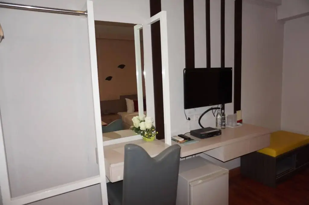 Кхонкэн: SF Biz Hotel