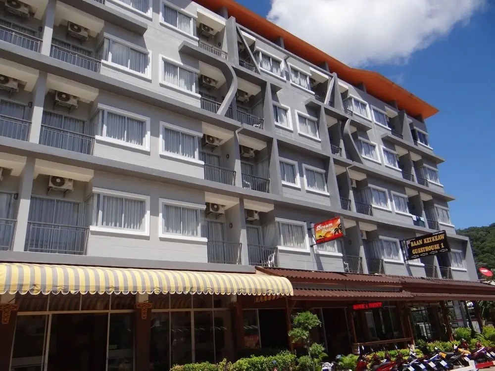 Пхукет: Patong Lily Place