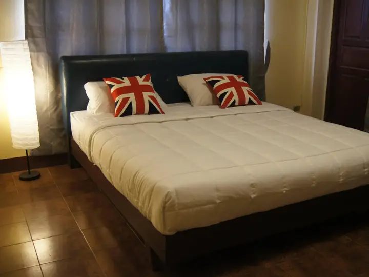 Бангкок: The Room Hostel
