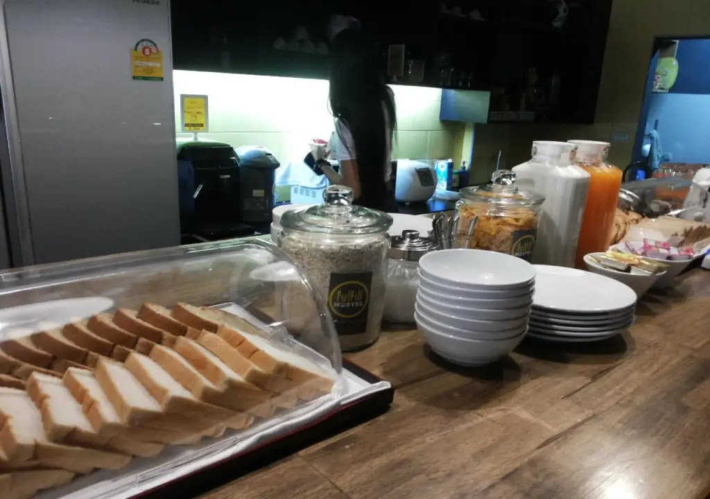 Муанг: FulFill Hostel
