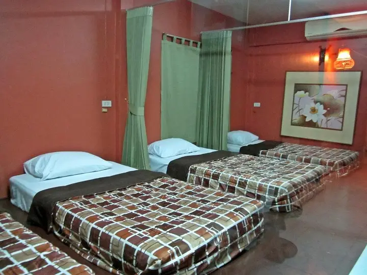 Тхаланг: Phuket Airport Hostel and Homestay