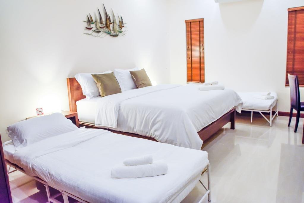 Чаам: Tulip House Pool Villa Hua Hin