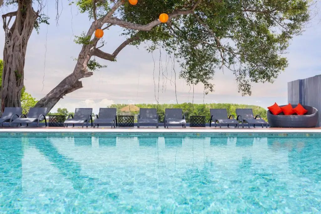 Муанг: Antiya Hotel Phuket