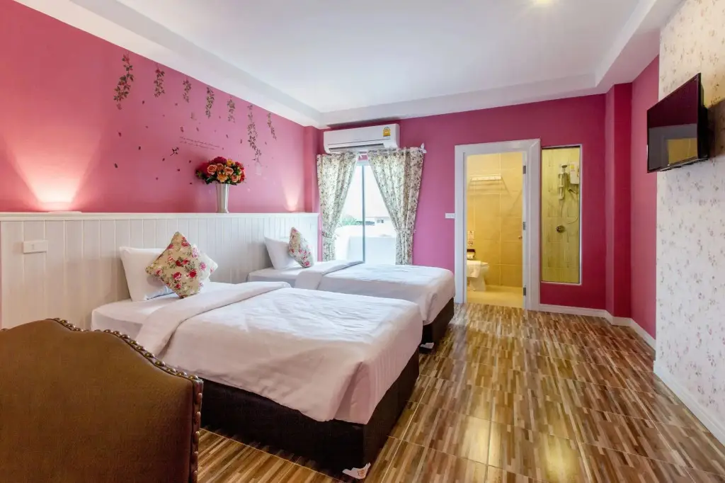 Кхонкэн: Gallery Lake View Hotel