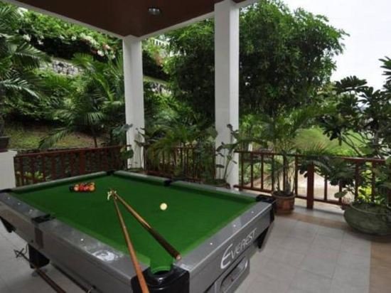 Кату: Villa Suriya
