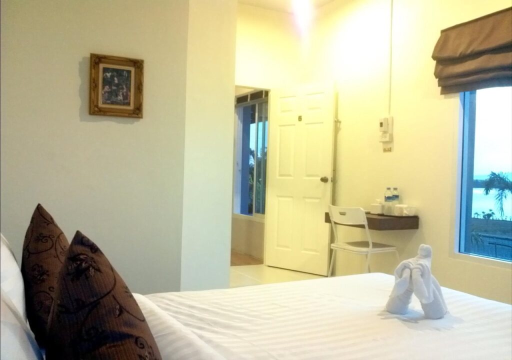 Сатхингпхра: Bed and Boat Ao Payoon Resort
