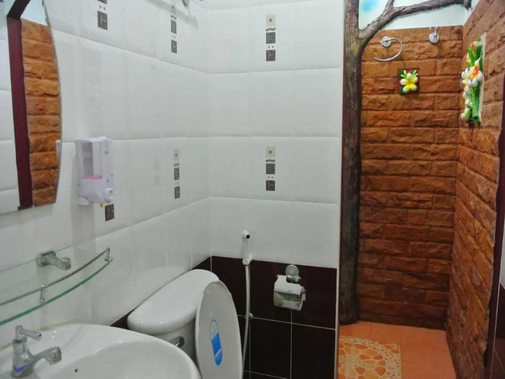Кхонкэн: Himawari Restaurant & Cottage