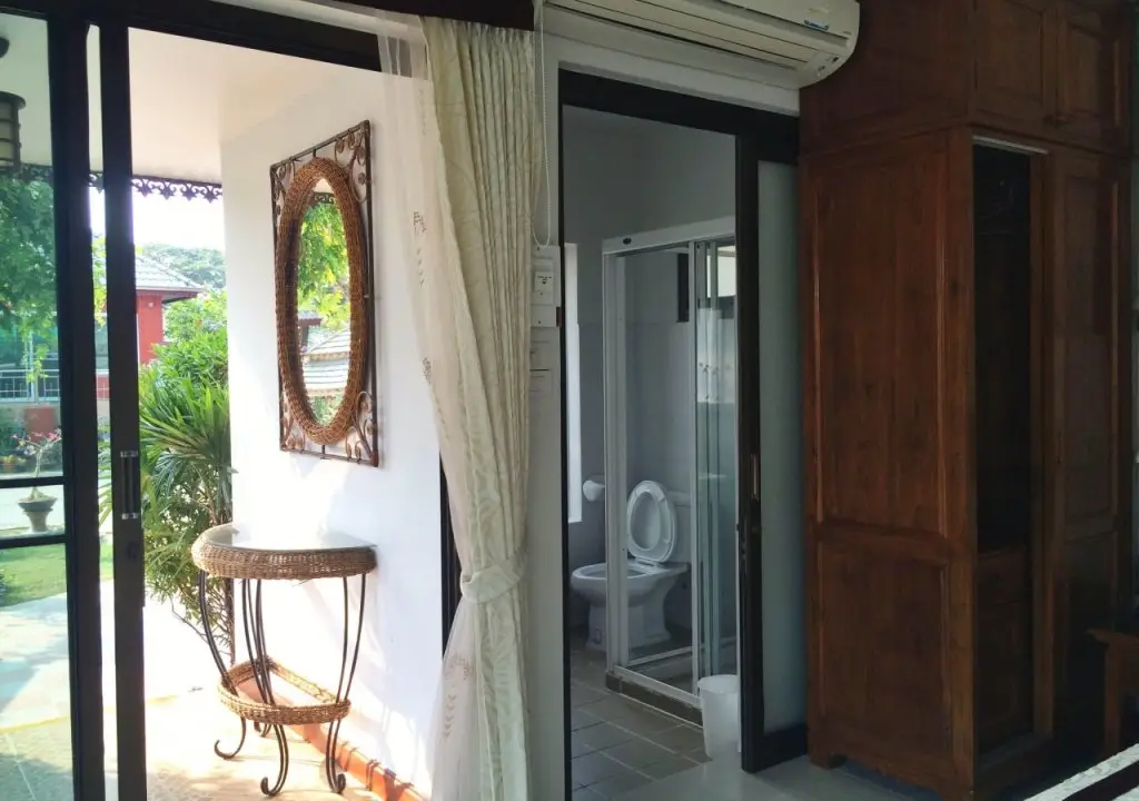 Кхонкэн: Sasithorn Garden View Hotel