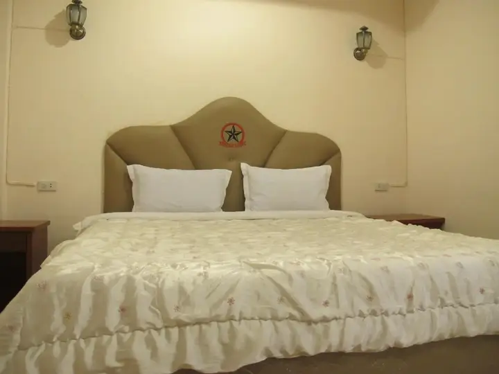 Удонтхани: The Star Hotel