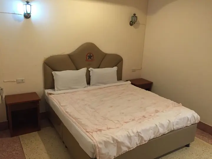 Удонтхани: The Star Hotel