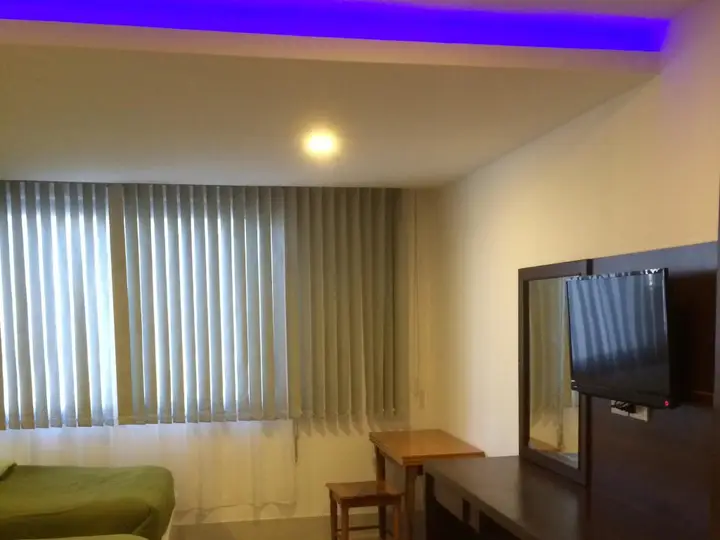 Удонтхани: Lucky Home