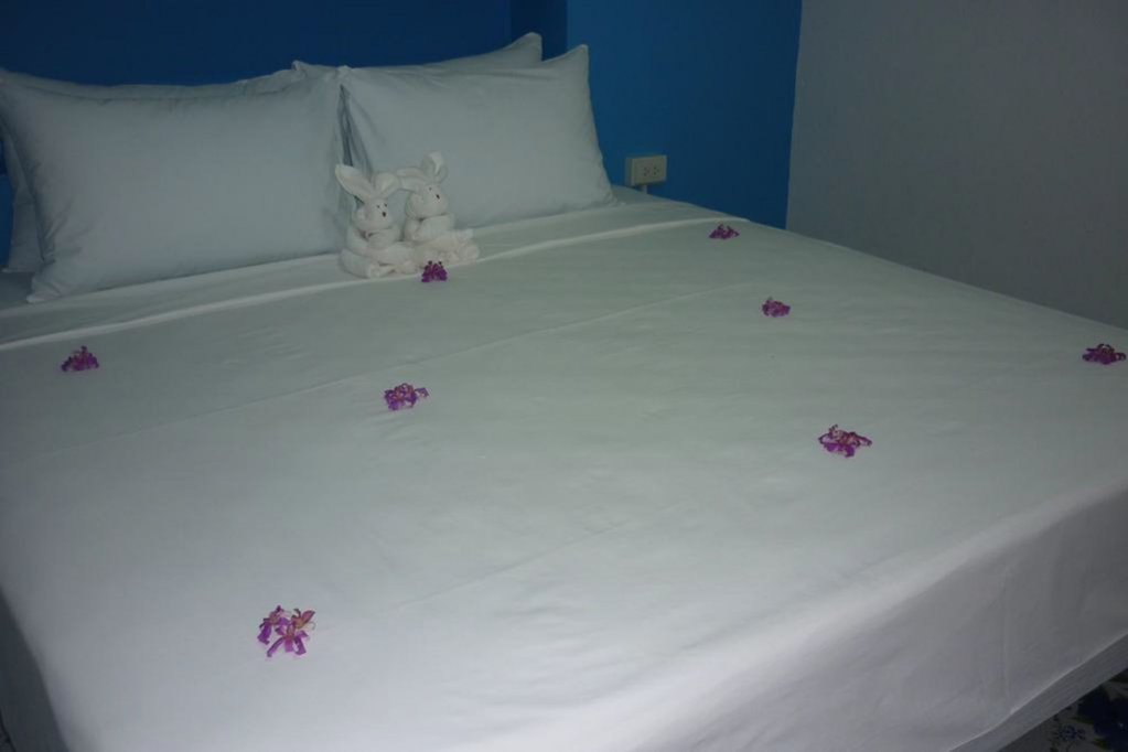 Сам-Рои-Йот: Maneemudjalin Resorts Farm Stay