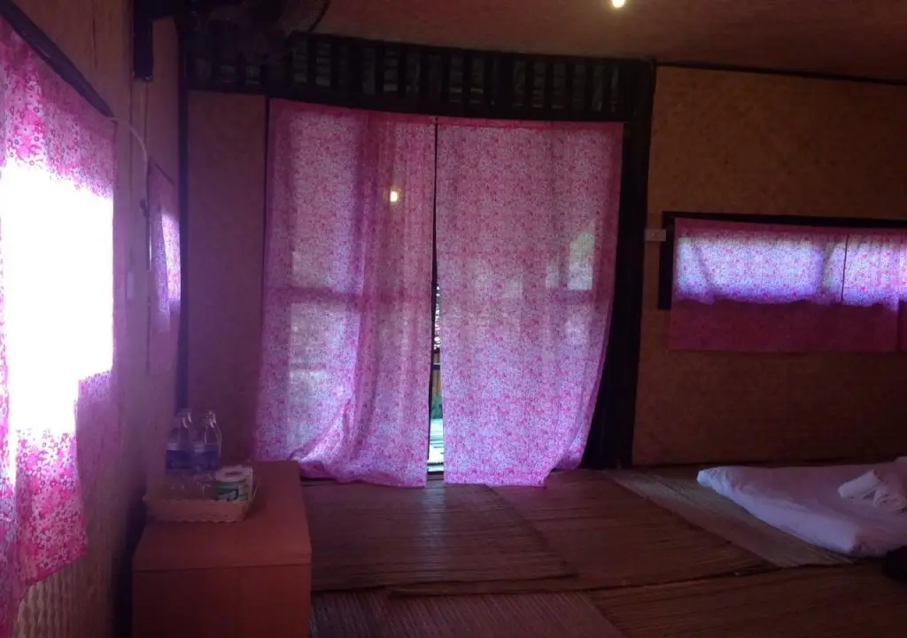 Паи: Kod-Pai Guest House