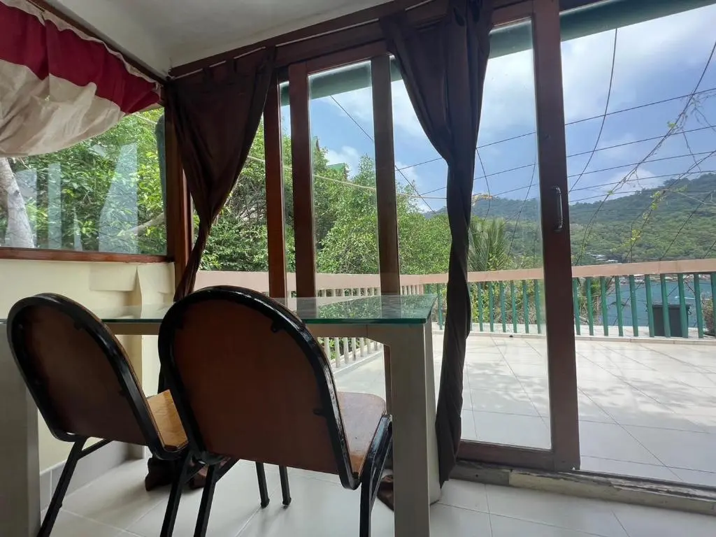 Остров Тау: Hinwong Apartments Dive and Snorkel Resort