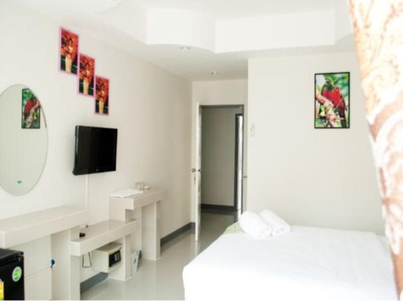 Паттайя: Gold Dolphin Pattaya