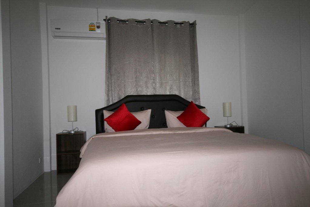 Тхаланг: Orchidilla Residence Mai Khao Beach Phuket