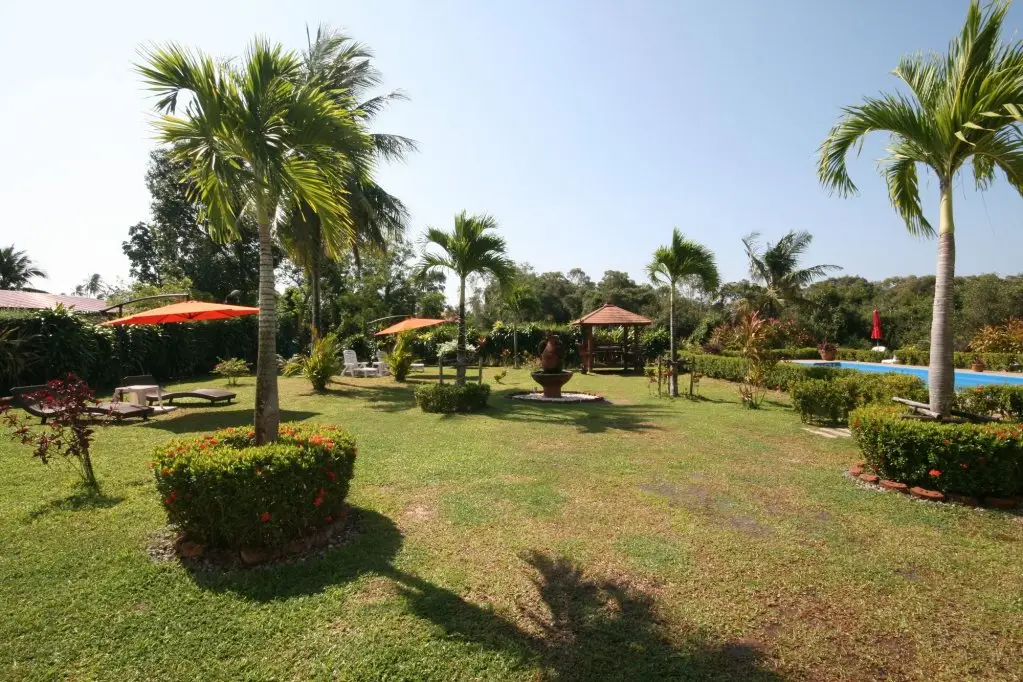 Тхаланг: Orchidilla Residence Mai Khao Beach Phuket