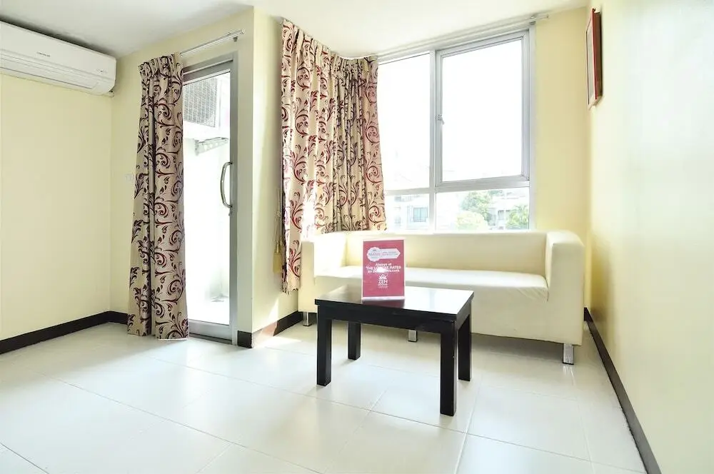 Бангкок: Zen Rooms Aryan Suites