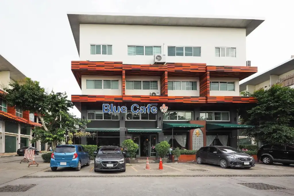 OYO 995 Blue Cafe Apartment — фото 1