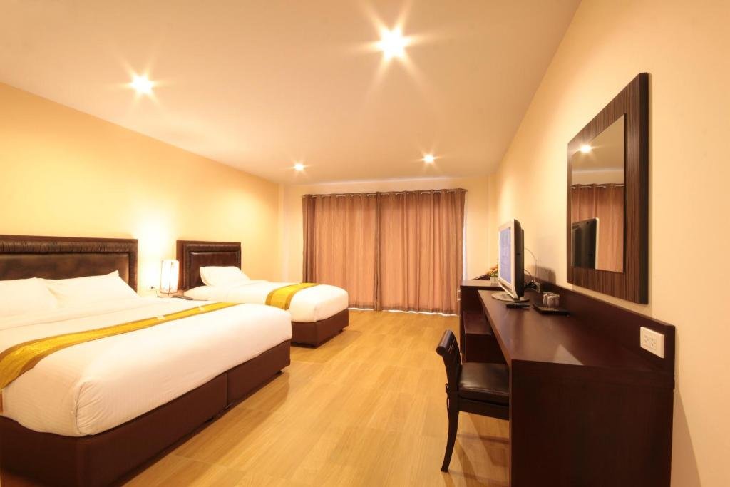 Паттайя: Paragon Suites Resort