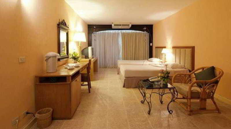 Пранбури : Room No.170 at Milford Paradise