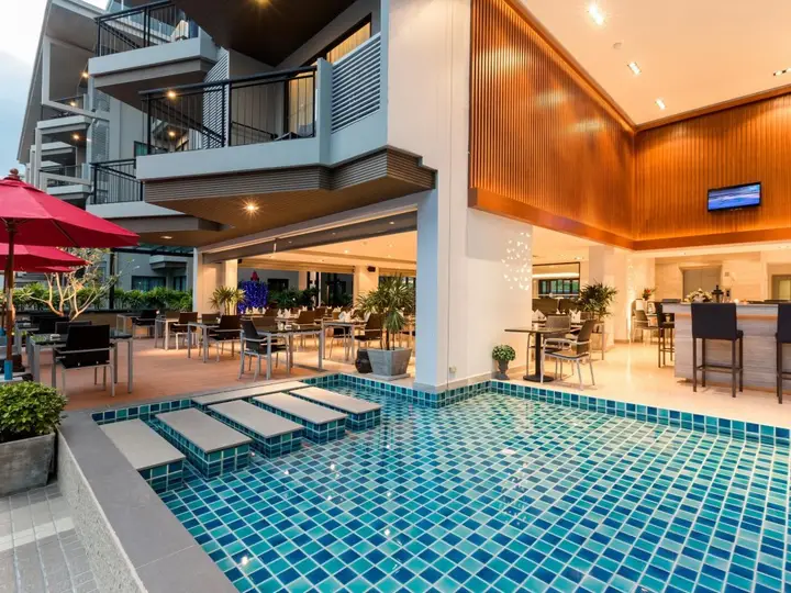 Пхукет: The Charm Resort Phuket