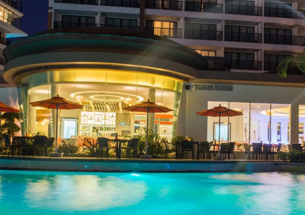 Курортный отель The Beach Heights Resort — фото 1