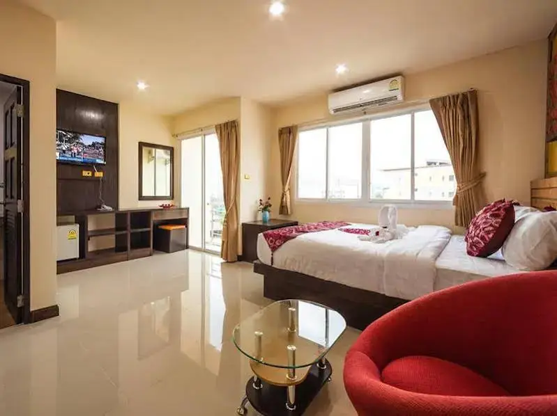 Кату: Million Patong Beach Resort
