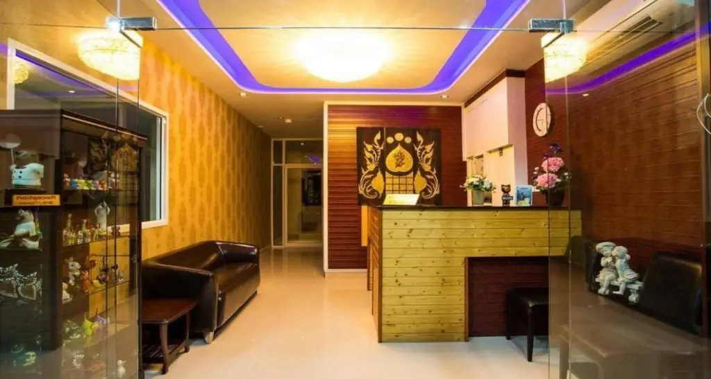 Кату: OYO 996 Phunara Residence
