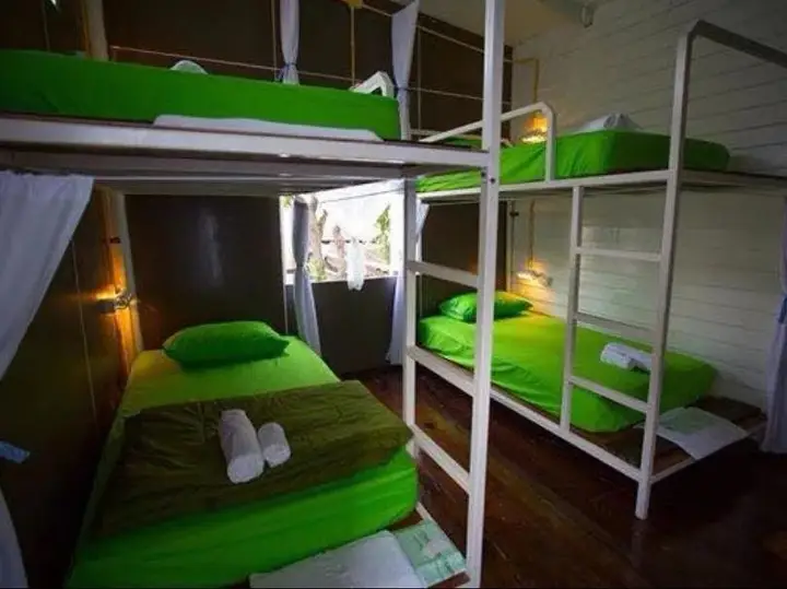 Прачуапкхирикхан: Thur Hostel Ao Prachuap