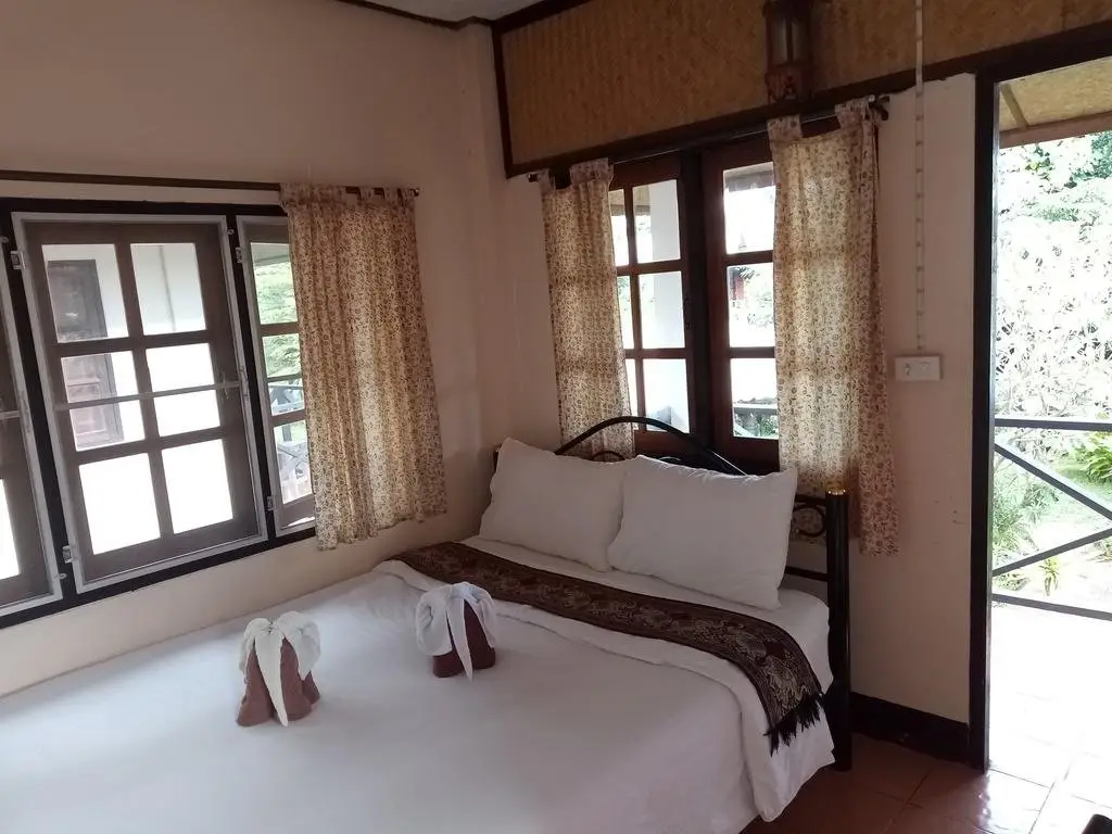 Паи: Baan Aomsin Resort