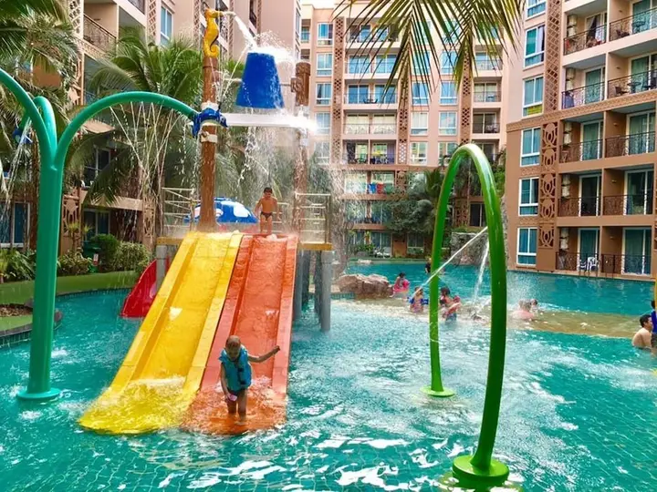 Паттайя: Atlantis Condo Resort Pattaya by Panissara