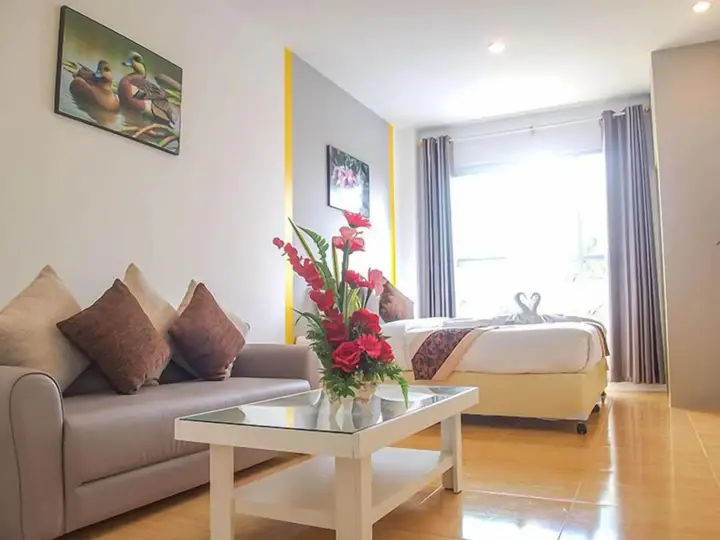 Тхаланг: The Sunflower Holiday Hostel