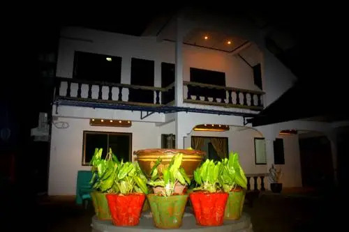Кату: Villa Arunsi Patong