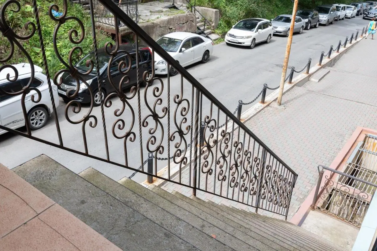 Владивосток: Center Private entrance
