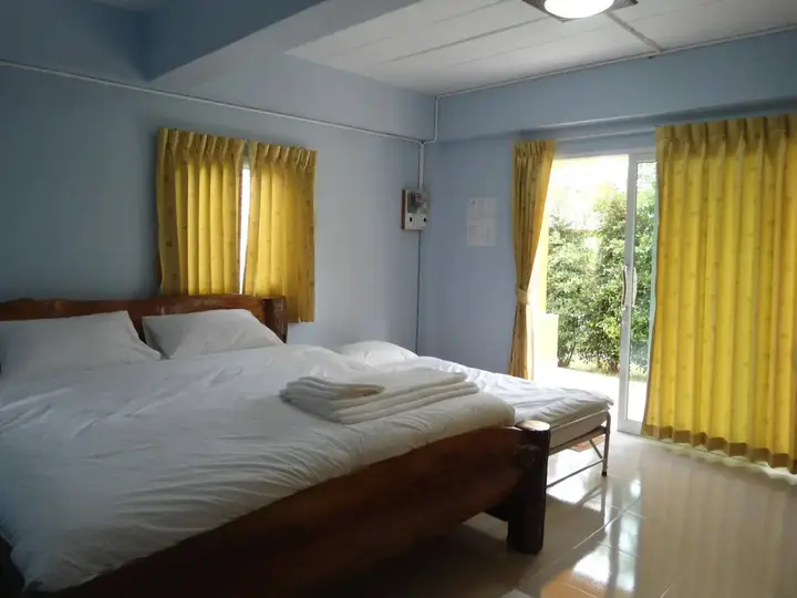 Пхонгпрасан: At My Home Resort Bangsaphan
