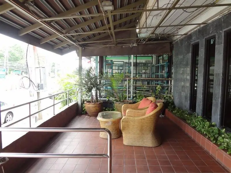 Roof Garden Inn — фото 1