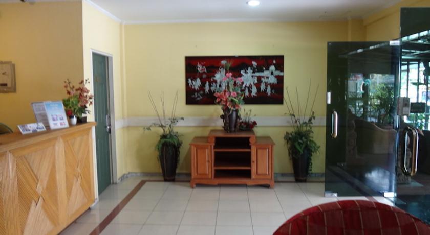 Паттайя: Roof Garden Inn