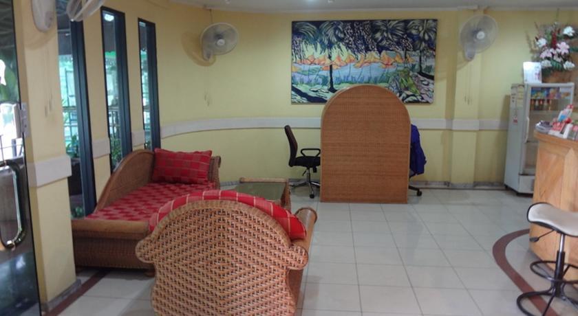 Паттайя: Roof Garden Inn