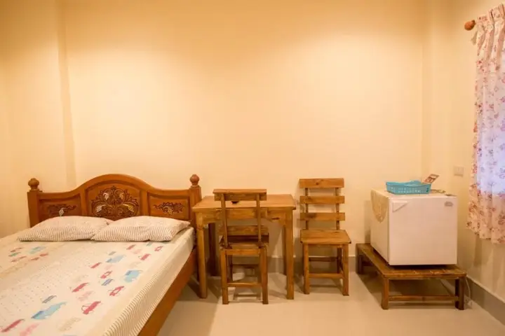 Маерим: Suriyamanee House