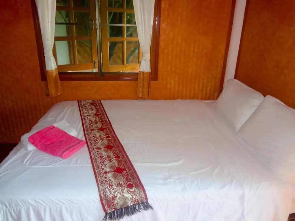 Паи: Orange Grove Resort