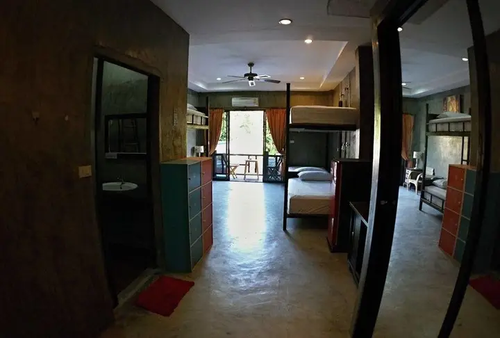 Остров Тау: Narakarn Hostel