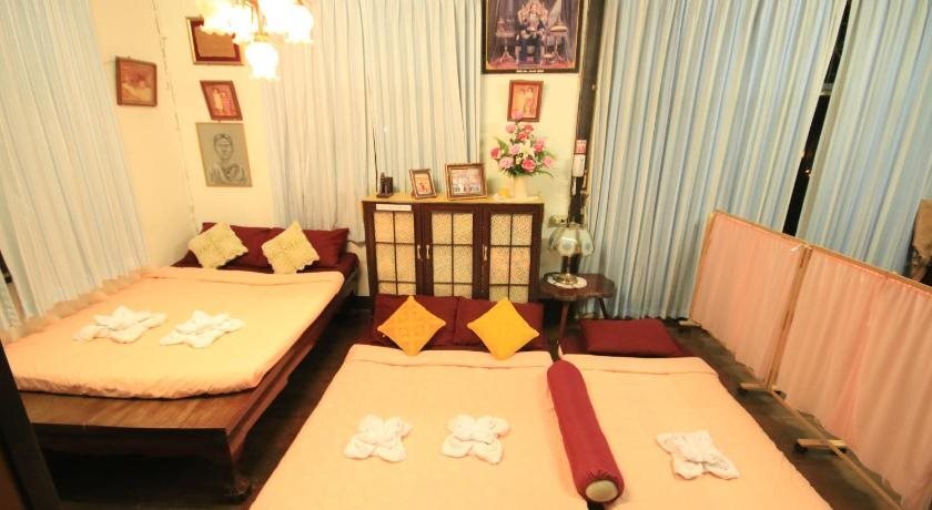 Бури Рам: Norachan Guesthouse - female only