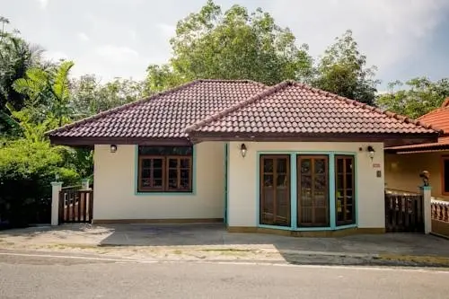 Кату: Hassipi House