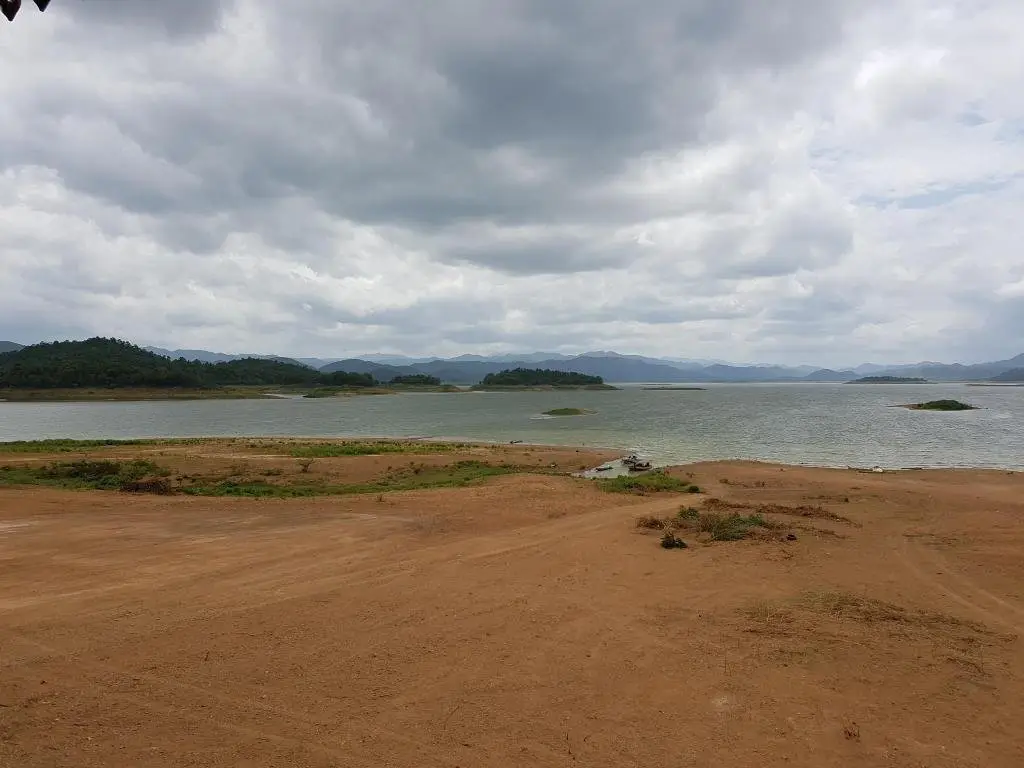 Каенг Крачан: Kaengkrachan Riverside Resort And Camping