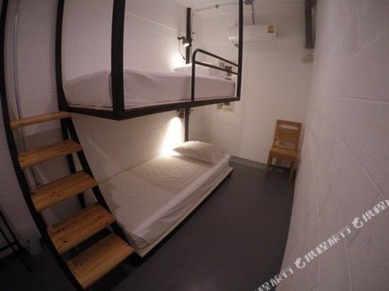 Самуи: The Pier Hostel
