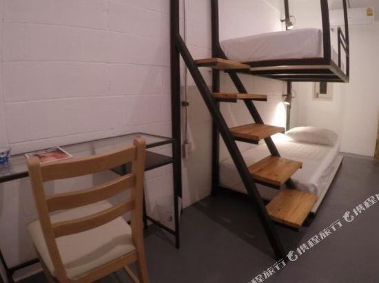 Самуи: The Pier Hostel