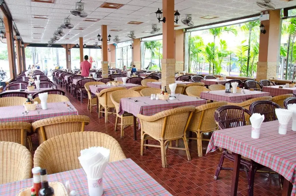 Пхукет: Kata Palace Phuket Hotel
